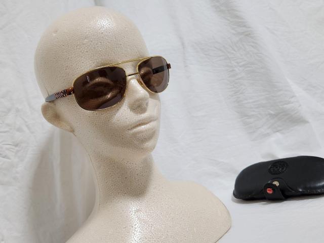 正規美 ヴェルサーチ ティアドロップ ロゴ スパイクスタッズ メタルサングラス パイロットアイウェア ビッグレンズ 茶 金 付属有 < ブランド  正規美 ヴェルサーチ ティアドロップ ロゴ スパイクスタッズ メタルサングラス パイロットアイウェア ビッグレンズ 茶 金 付属有 < ブランドの