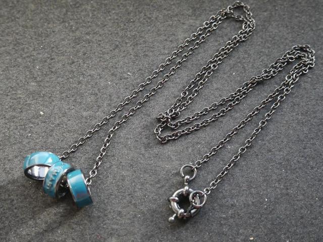 新品アンティーク調 3連リングネックレス < 女性アクセサリー/時計 新品アンティーク調 3連リングネックレス < 女性アクセサリー/時計の