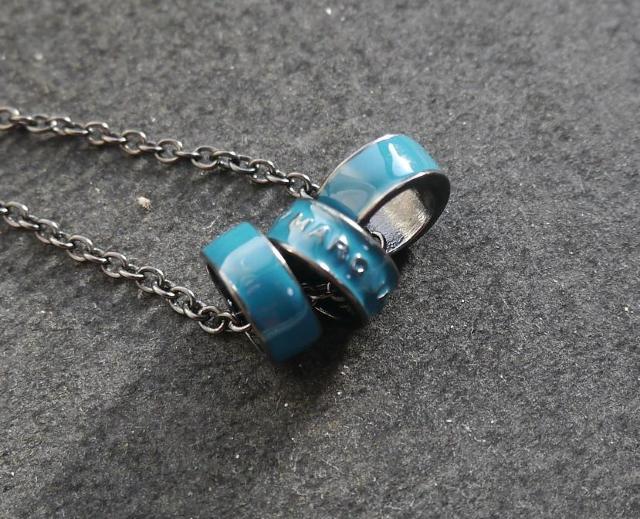 新品アンティーク調 3連リングネックレス < 女性アクセサリー/時計 新品アンティーク調 3連リングネックレス < 女性アクセサリー/時計の