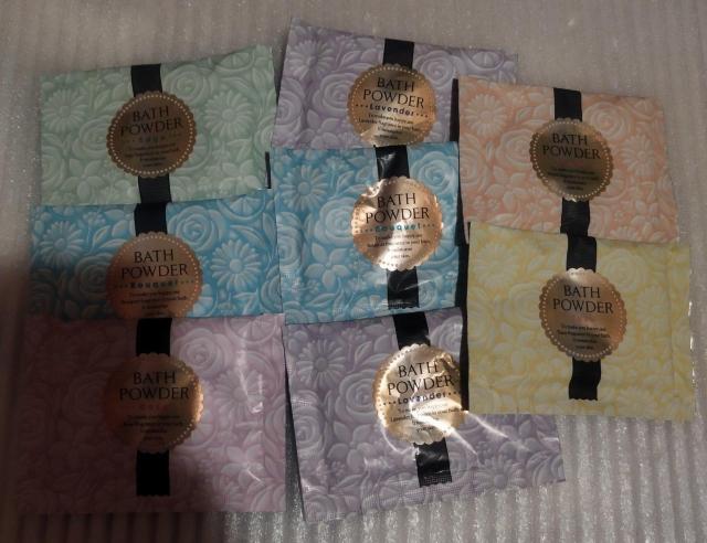 �����܁@8��@���[�Y�A�u�[�P�A�t���[�����A���x���_�[�A���Y�̍��� 