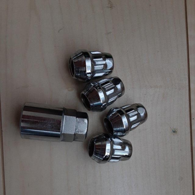 ロックナット1.25(日産、スバル) < 自動車/バイク ロックナット1.25(日産、スバル) < 自動車/バイク