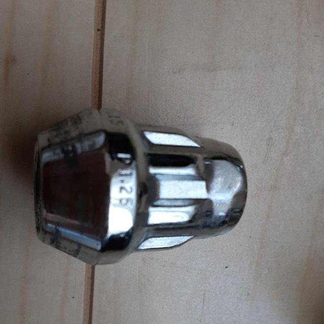 ロックナット1.25(日産、スバル) < 自動車/バイク ロックナット1.25(日産、スバル) < 自動車/バイク