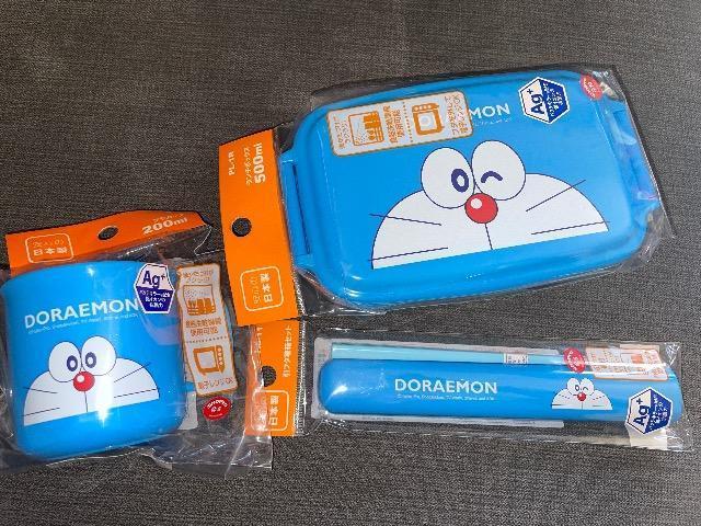 ♯新品♯ドラえもん ランチボックス 箸箱セット  プラカップ 3点セット!! < インテリア/ライフ  ♯新品♯ドラえもん ランチボックス 箸箱セット  プラカップ 3点セット!!  < インテリア/ライフの