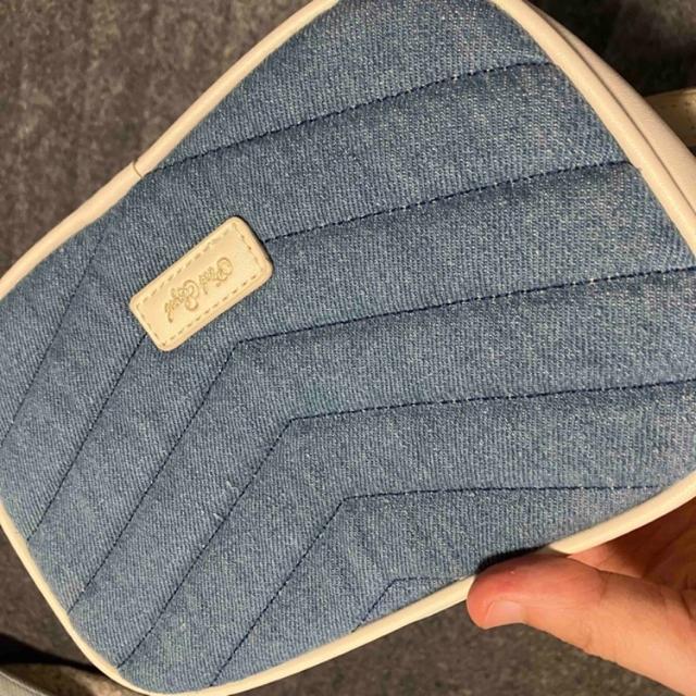 �y���K���X�z�y���܂ނ�z �V�����_�[�o�b�O & �|�[�` �� �u�����h�� 