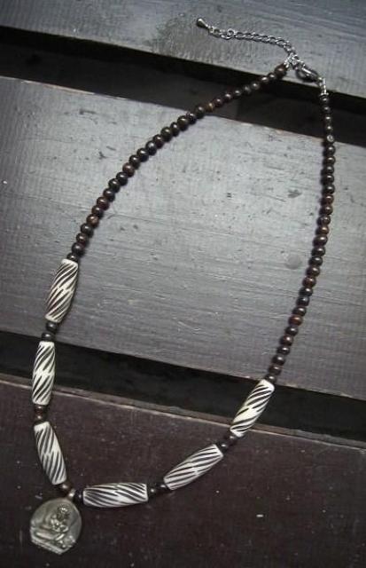 ☆即決☆ブッダxバッファローボーンビーズネックレス < 女性アクセサリー/時計  ☆即決☆ブッダxバッファローボーンビーズネックレス  < 女性アクセサリー/時計の