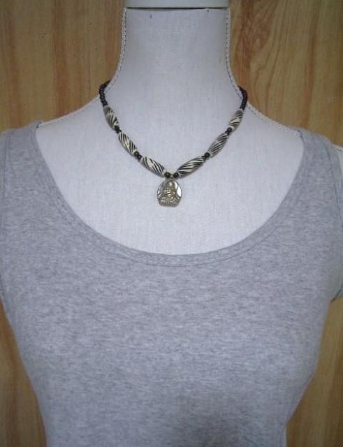 ☆即決☆ブッダxバッファローボーンビーズネックレス < 女性アクセサリー/時計  ☆即決☆ブッダxバッファローボーンビーズネックレス < 女性アクセサリー/時計の