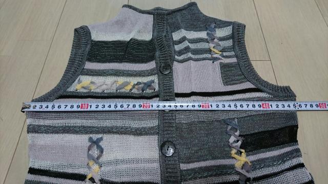 値下げ ベスト 阪神百貨店で購入 定価10000円以上 < 女性ファッション  値下げ ベスト 阪神百貨店で購入 定価10000円以上 < 女性ファッションの