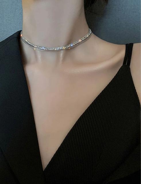 華奢魅せ●2連ビジュー スネークチェーンネックレス●シルバー●チョーカーネックレス スネークネックレス < 女性アクセサリー/時計  華奢魅せ●2連ビジュー スネークチェーンネックレス●シルバー●チョーカーネックレス スネークネックレス < 女性アクセサリー/時計の