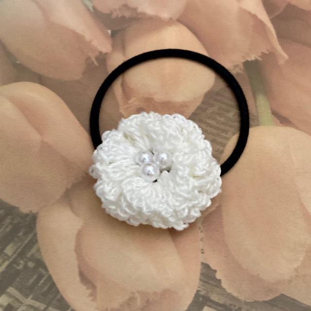 ハンドメイド♪レース編みお花モチーフのヘアゴム < 女性ファッション  ハンドメイド♪レース編みお花モチーフのヘアゴム  < 女性ファッションの