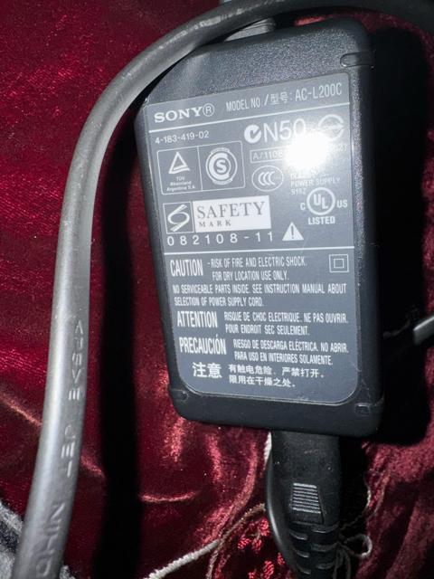 ソニーハンデイカム (HOR-PJ40) 2011年式8時間バッテリー付き!。 < 家電/AV  ソニーハンデイカム (HOR-PJ40) 2011年式8時間バッテリー付き!。 < 家電/AVの