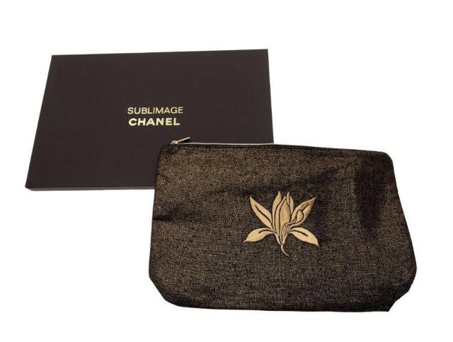 シャネル ノベルティ クラッチポーチ SUBLIMAGE サブリマージュ ヴァニラ刺繍 トラベルポーチ CHANEL【正規品】 < ブランド  シャネル ノベルティ クラッチポーチ SUBLIMAGE サブリマージュ ヴァニラ刺繍 トラベルポーチ CHANEL【正規品】 < ブランドの