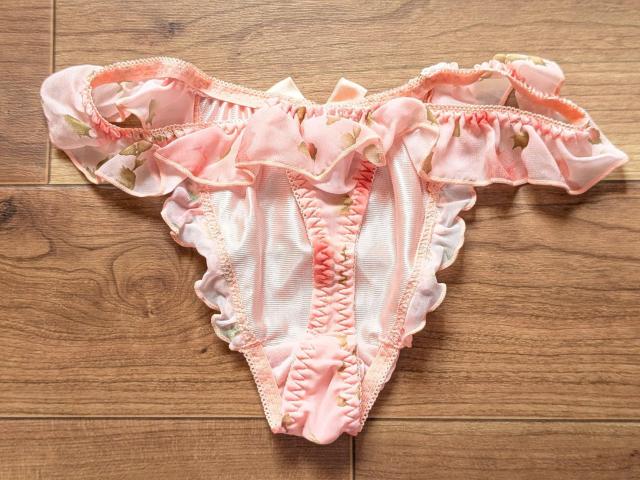 ���ʗX�ւɌ��著�������@�ߗށ@�@�@�@�@�@�@�@�@�@�@�@�@�@�@�@���f�B�[�XT�V���[�c �� �����t�@�b�V������ 