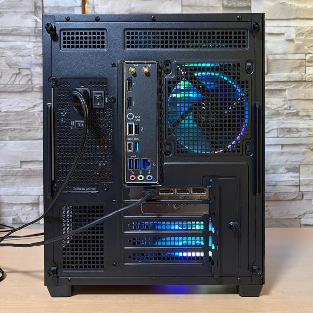�y�������ȊO�V�i�z�Q�[�~���OPC Ryzen7 7800X3D RXTX5070 SSD1TB ������32GB 850W �� PC�{��/���Ӌ@��� 