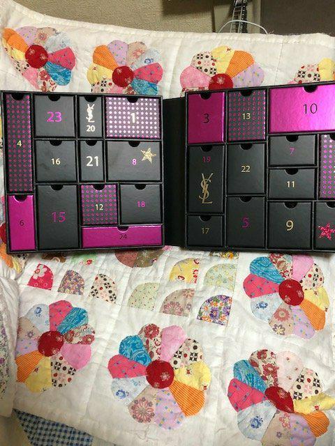 イヴ・サンローラン 小物入れ < ブランド イヴ・サンローラン 小物入れ < ブランドの