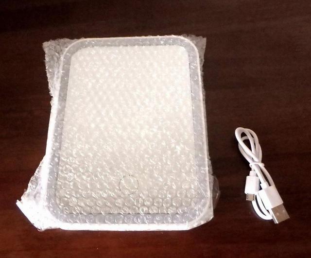 ◆卓上 LED化粧鏡 メイクミラー USB充電 ライト付き 未使用品 < 家電/AV  ◆卓上 LED化粧鏡 メイクミラー USB充電 ライト付き 未使用品 < 家電/AVの