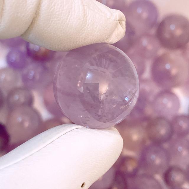 《置物スフィア》天然石ラベンダーアメジスト 丸珠 インテリアに < インテリア/ライフ  《置物スフィア》天然石ラベンダーアメジスト 丸珠 インテリアに  < インテリア/ライフの