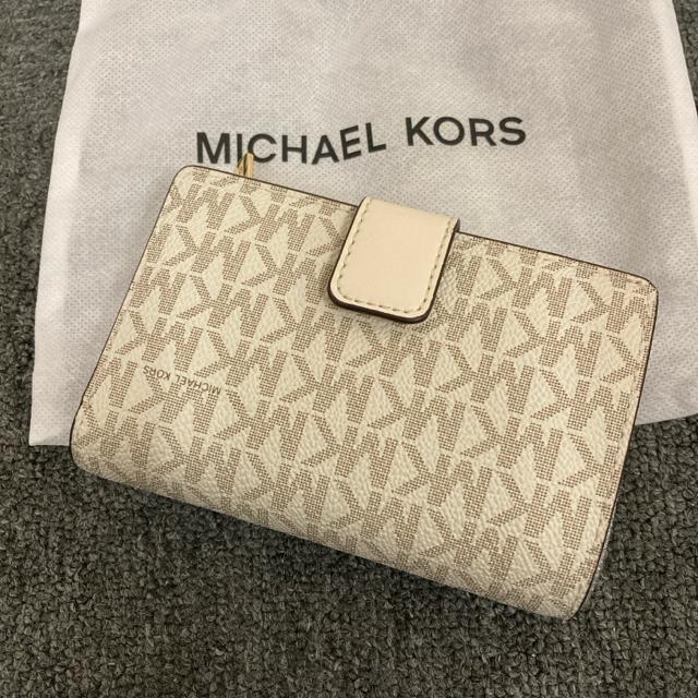 即決 新品 MICHAEL KORS マイケルコース 二つ折り財布 < ブランド 即決 新品 MICHAEL KORS マイケルコース 二つ折り財布 < ブランドの