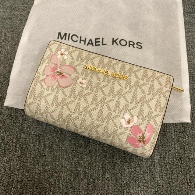 即決 新品 MICHAEL KORS マイケルコース 二つ折り財布 < ブランド 即決 新品 MICHAEL KORS マイケルコース 二つ折り財布 < ブランドの