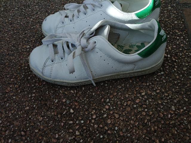 adidas スタン・スミス 23.5cm スニーカー レザー < 女性ファッション adidas スタン・スミス 23.5cm スニーカー レザー < 女性ファッションの