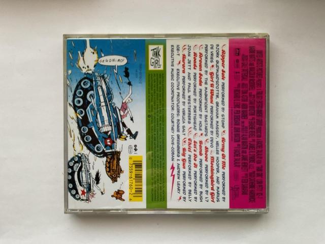 TANK GIRL �^���N�E�K�[�� �T�E���h�g���b�N CD Bjork, Hole, Portishead, L7, Bush �� CD/DVD/�r�f�I�� 