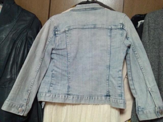 淡いウォッシュブルー長袖ジージャンステンカラー韓国製S7号 < 女性ファッション  淡いウォッシュブルー長袖ジージャンステンカラー韓国製S7号 < 女性ファッションの