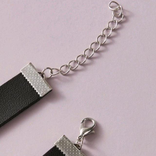 新品★ソード+スネークのチョーカー < 女性アクセサリー/時計  新品★ソード+スネークのチョーカー < 女性アクセサリー/時計の