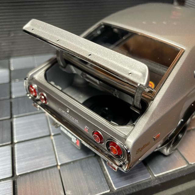 新品  京商 1/18 日産 スカイライン 2000 GT-R (KPGC110) シルバー < ホビー  新品  京商 1/18 日産 スカイライン 2000 GT-R (KPGC110) シルバー < ホビーの
