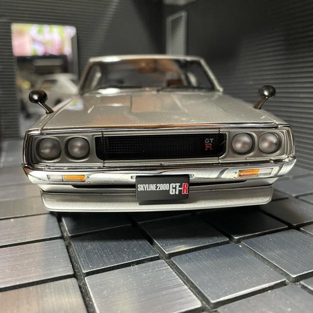 新品  京商 1/18 日産 スカイライン 2000 GT-R (KPGC110) シルバー < ホビー  新品  京商 1/18 日産 スカイライン 2000 GT-R (KPGC110) シルバー < ホビーの