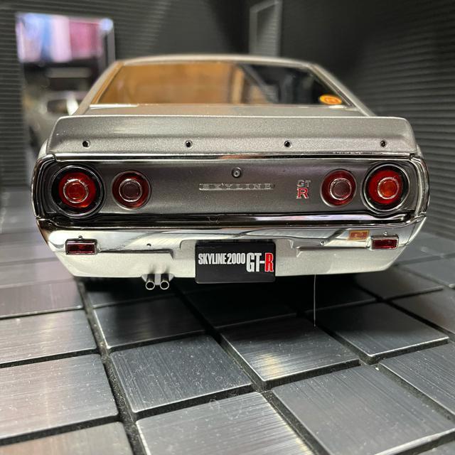 新品  京商 1/18 日産 スカイライン 2000 GT-R (KPGC110) シルバー < ホビー  新品  京商 1/18 日産 スカイライン 2000 GT-R (KPGC110) シルバー < ホビーの