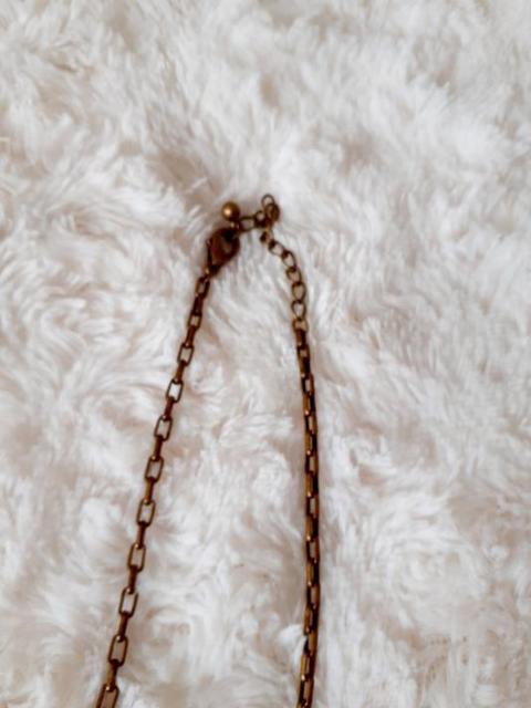 フェザー アンティークゴールド ビーズ フェイクパール ネックレス < 女性アクセサリー/時計  フェザー アンティークゴールド ビーズ フェイクパール ネックレス < 女性アクセサリー/時計の