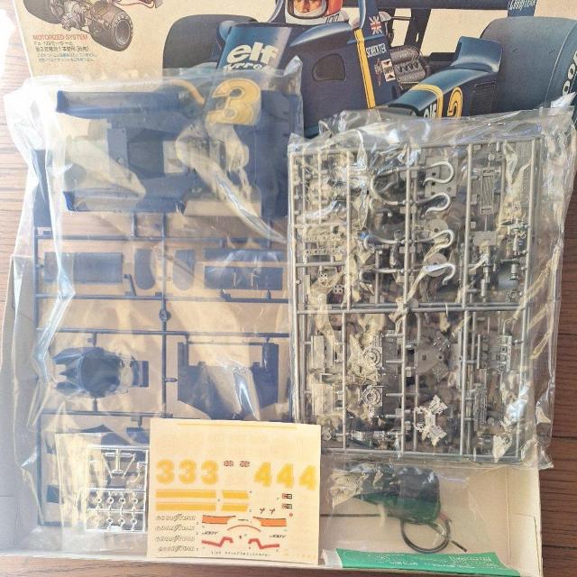 タミヤ1/20グランプリコレクション タイレルP34シックスホイラーモーターライズ【モーター付けます】 < ホビー  タミヤ1/20グランプリコレクション タイレルP34シックスホイラーモーターライズ【モーター付けます】 < ホビーの