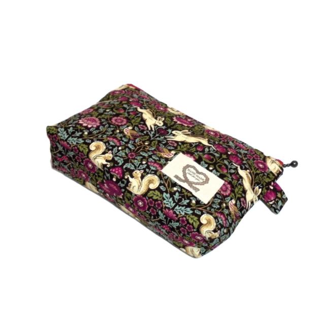 yPVpzAntique Flowerforest animalsԃbhnt@Xi[|[`  t@bV 