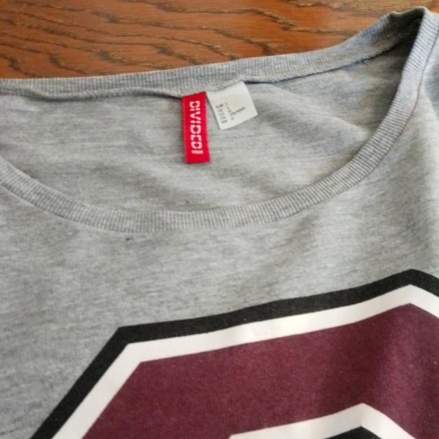 H&M DIVIDED Lサイズ グレー 長Tシャツ < 男性ファッション  H&M DIVIDED Lサイズ グレー 長Tシャツ < 男性ファッションの