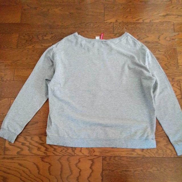 H&M DIVIDED Lサイズ グレー 長Tシャツ < 男性ファッション  H&M DIVIDED Lサイズ グレー 長Tシャツ < 男性ファッションの