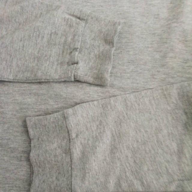 H&M DIVIDED Lサイズ グレー 長Tシャツ < 男性ファッション  H&M DIVIDED Lサイズ グレー 長Tシャツ < 男性ファッションの