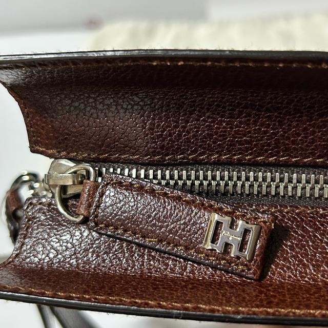 ���i Salvatore Ferragamo �t�F���K�� �Z�J���h�o�b�O �N���b�`�o�b�O AU24-0035 ���U�[ �����Y �� �u�����h�� 