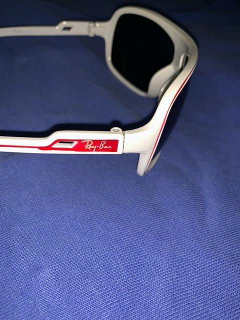 ���C�o���@�q���p�H�@�T���O���X �� �u�����h�� 