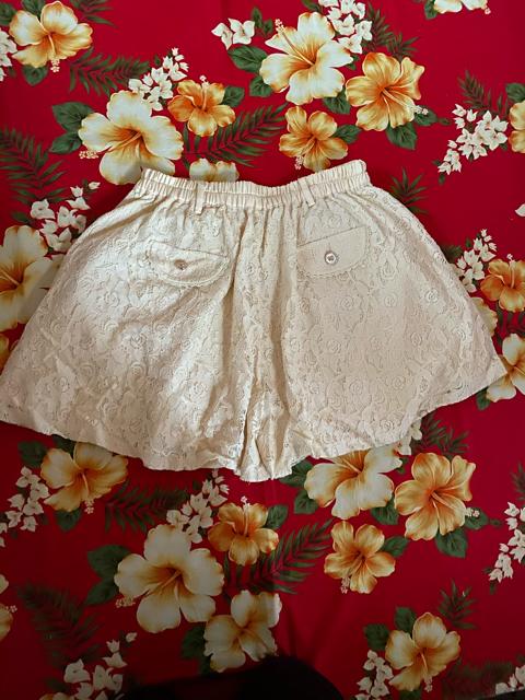 新品未使用☆アクシーズファム☆クリーム色☆ショートパンツ☆ < ブランド  新品未使用☆アクシーズファム☆クリーム色☆ショートパンツ☆ < ブランドの