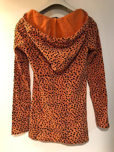 特価★品薄★極美品GLAD NEWS長袖パーカーオレンジ色総柄豹柄?フーディ着痩せ大活躍スタイリッシュ < 女性ファッション  特価★品薄★極美品GLAD NEWS長袖パーカーオレンジ色総柄豹柄?フーディ着痩せ大活躍スタイリッシュ < 女性ファッションの