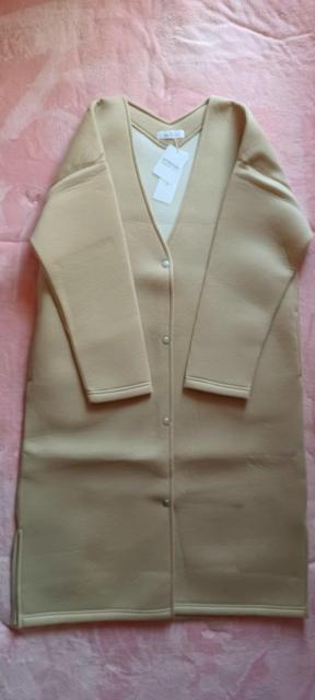 ★【Ray Cassin】レイカズン☆ベージュふわかる柔らか可愛い♪お洒落ウエットスーツ生地♪ダイバー素材♪ノーカラーロングコート < ブランド  ★【Ray Cassin】レイカズン☆ベージュふわかる柔らか可愛い♪お洒落ウエットスーツ生地♪ダイバー素材♪ノーカラーロングコート < ブランドの