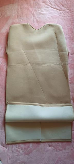 ★【Ray Cassin】レイカズン☆ベージュふわかる柔らか可愛い♪お洒落ウエットスーツ生地♪ダイバー素材♪ノーカラーロングコート < ブランド  ★【Ray Cassin】レイカズン☆ベージュふわかる柔らか可愛い♪お洒落ウエットスーツ生地♪ダイバー素材♪ノーカラーロングコート < ブランドの