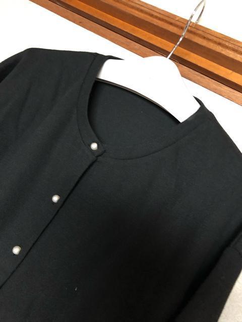 Freude(しまむら)パールボタンのカーディガン 合わせやすい黒 L < 女性ファッション  Freude(しまむら)パールボタンのカーディガン 合わせやすい黒 L < 女性ファッションの