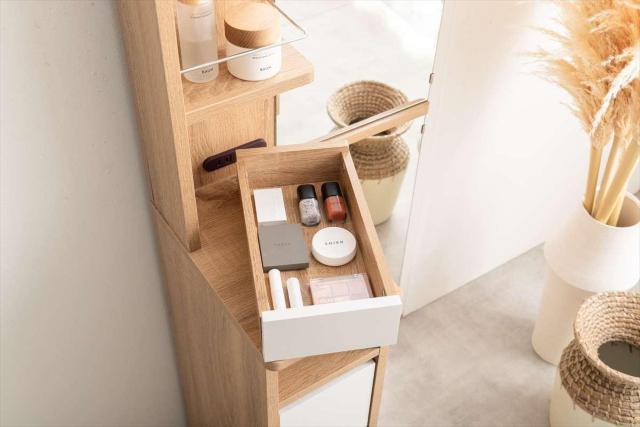 【送料無料】Elena 収納付全身姿見ドレッサー 鏡 コーナー コンセント付き 棚 収納 < インテリア/ライフ 【送料無料】Elena 収納付全身姿見ドレッサー 鏡 コーナー コンセント付き 棚 収納 < インテリア/ライフの