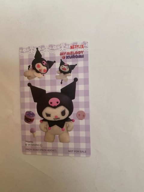 LeSserafim �����W���@�����g���J�@DIFFERENT �N���~ �� �^�����g�O�b�Y�� 