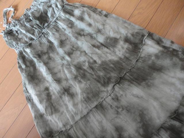 深緑ベースの染めワンピ 美品 < 女性ファッション 深緑ベースの染めワンピ 美品 < 女性ファッションの