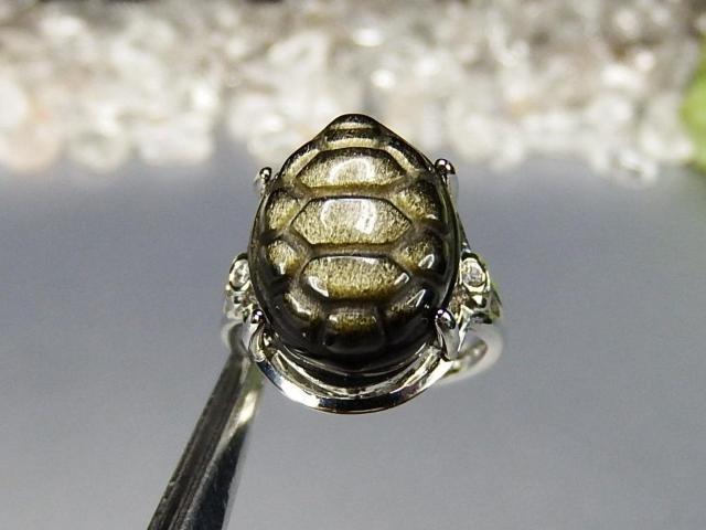 一点物魔除けゴールドオブシディアン亀紋手彫り指輪16号天然石リング石街U0452 < 女性アクセサリー/時計  一点物魔除けゴールドオブシディアン亀紋手彫り指輪16号天然石リング石街U0452  < 女性アクセサリー/時計の