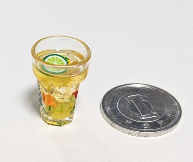 ミニチュア★スターバックス★レモネード★シール無し・シール別添えも対応可能です★リカちゃんやシルバ二アなどに★ドールハウスに★ < おもちゃ ミニチュア★スターバックス★レモネード★シール無し・シール別添えも対応可能です★リカちゃんやシルバ二アなどに★ドールハウスに★ < おもちゃの