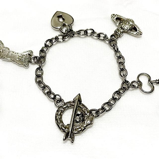 ヴィヴィアンウエストウッド 超希少 オーブ チャーム チェーン ブレスレット < 女性アクセサリー/時計 ヴィヴィアンウエストウッド 超希少 オーブ チャーム チェーン ブレスレット < 女性アクセサリー/時計の