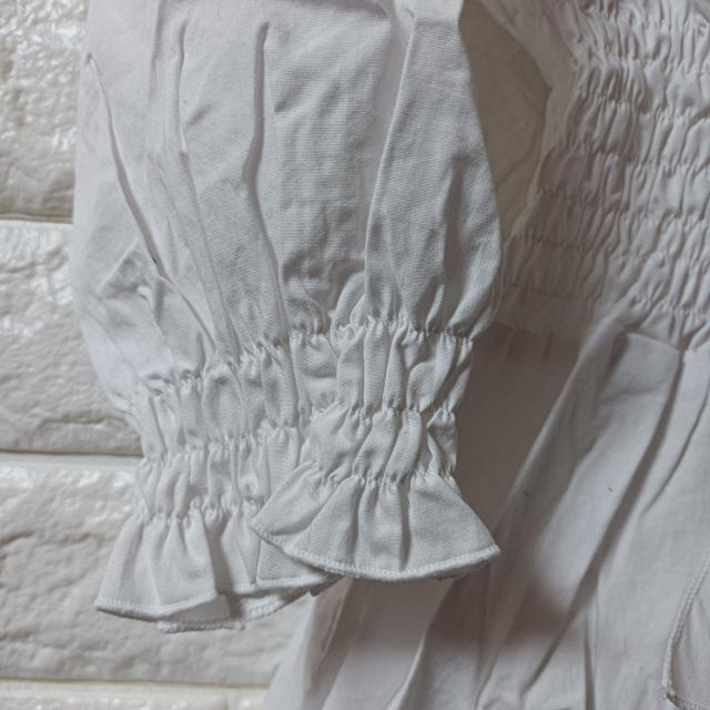 MouthValley★新品★ウエストシャーリング+リボンオーバーシャツ < 女性ファッション  MouthValley★新品★ウエストシャーリング+リボンオーバーシャツ < 女性ファッションの