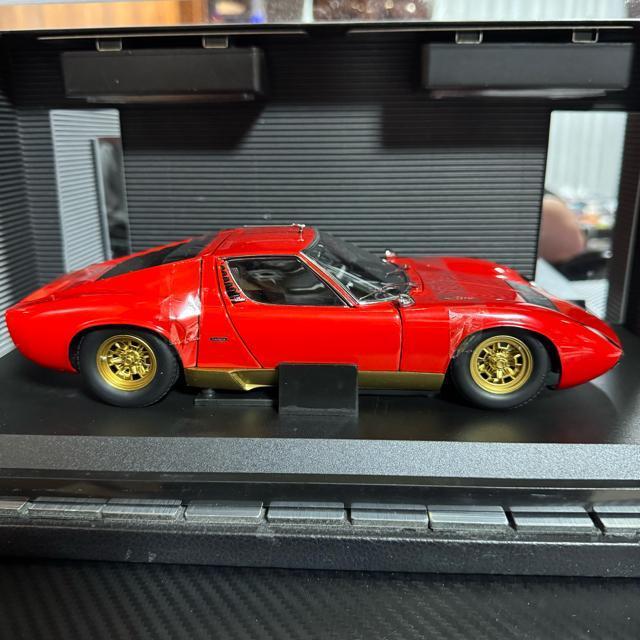 未展示品 京商 1/18 ランボルギーニ ミウラ P400 SV レッド < ホビー  未展示品 京商 1/18 ランボルギーニ ミウラ P400 SV レッド < ホビーの